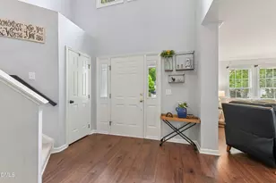 109 Leblanc Ct, Cary, NC 27513 - Photo 7