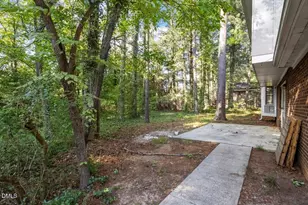 1313 Bloomingdale Dr, Cary, NC 27511 - Photo 29