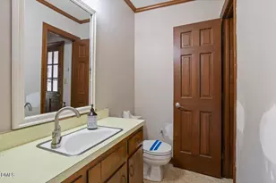 1313 Bloomingdale Dr, Cary, NC 27511 - Photo 19