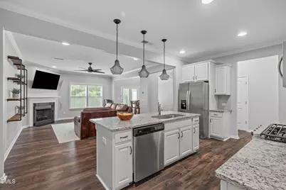 605 Metro Station, Apex, NC 27502 - Photo 5