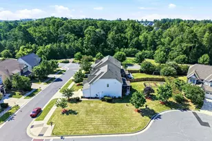 4007 Strendal Drive, Cary, NC 27519 - Photo 9