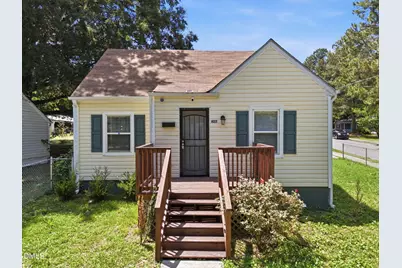 427 N Clark Street, Henderson, NC 27536 - Photo 1