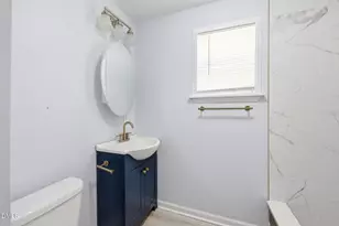 427 N Clark St, Henderson, NC 27536 - Photo 11