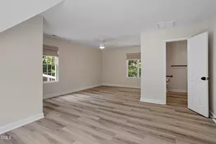 729 Little Leaf Ct, Holly Springs, NC 27540 - Photo 31