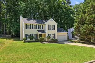 9508 Berryville Ct, Raleigh, NC 27617 - Photo 7