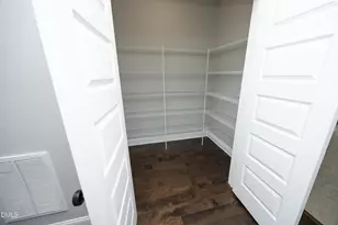 1050 Residents Club Dr, Cary, NC 27519 - Photo 25