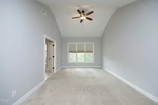 1050 Residents Club Dr, Cary, NC 27519 - Photo 17