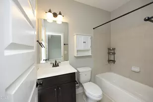 1050 Residents Club Dr, Cary, NC 27519 - Photo 27