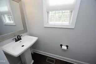 1050 Residents Club Dr, Cary, NC 27519 - Photo 15