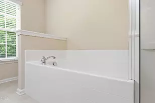 1005 Ileagnes Rd, Raleigh, NC 27603 - Photo 33