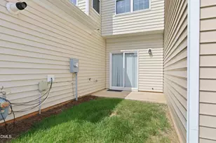1005 Ileagnes Rd, Raleigh, NC 27603 - Photo 35