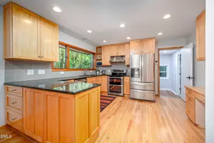 1020 Burning Tree Dr, Chapel Hill, NC 27517 - Photo 21