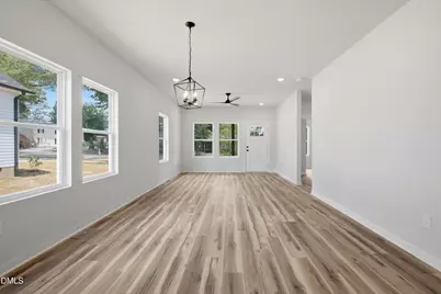 110 N Ireland Street, Burlington, NC 27217 - Photo 9