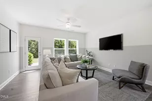 404 Barrington Row Ave, Zebulon, NC 27597 - Photo 13
