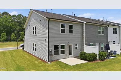 404 Barrington Row Avenue, Zebulon, NC 27597 - Photo 33
