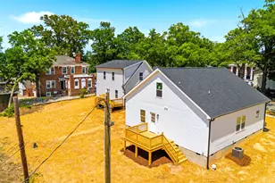 114 N Ireland St, Burlington, NC 27217 - Photo 5
