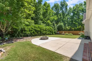 1351 Stone Lion Dr, Fuquay Varina, NC 27526 - Photo 9