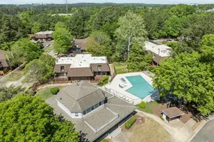 194 Summerwalk Cir, Chapel Hill, NC 27517 - Photo 25