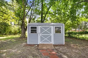 412 E 18th St, Scotland Neck, NC 27874 - Photo 17