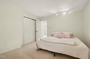 4100 Five Oaks Dr, Durham, NC 27707 - Photo 13