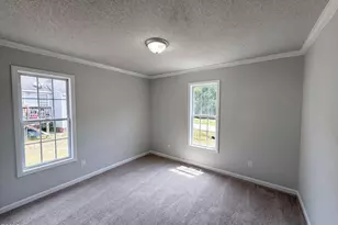 1024 Laurel Leaf Rd, Zebulon, NC 27597 - Photo 9