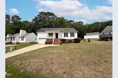 1024 Laurel Leaf Road, Zebulon, NC 27597 - Photo 1