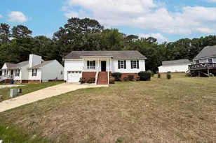 1024 Laurel Leaf Rd, Zebulon, NC 27597 - Photo 1