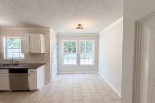 1024 Laurel Leaf Rd, Zebulon, NC 27597 - Photo 7