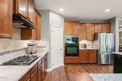 624 E Hatterleigh Avenue, Hillsborough, NC 27278 - Photo 17
