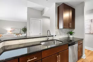 140 W Franklin St, Chapel Hill, NC 27516 - Photo 9