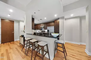 140 W Franklin St, Chapel Hill, NC 27516 - Photo 5