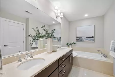 140 W Franklin Street #330, Chapel Hill, NC 27516 - Photo 17