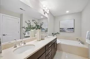 140 W Franklin St, Chapel Hill, NC 27516 - Photo 17