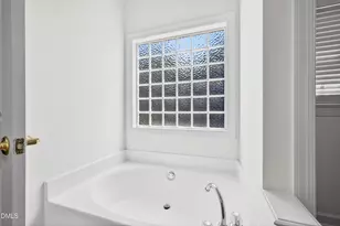 1702 Ashbark Ct, Apex, NC 27502 - Photo 15