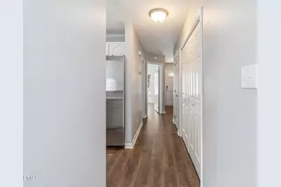 314 Riverwalk Circle, Cary, NC 27511 - Photo 7