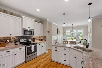 21 Home Run Alley, Benson, NC 27504 - Photo 17