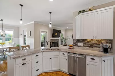 21 Home Run Alley, Benson, NC 27504 - Photo 13