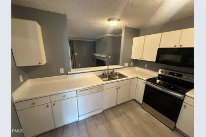320 Bubble Creek Court #7, Fayetteville, NC 28311 - Photo 11