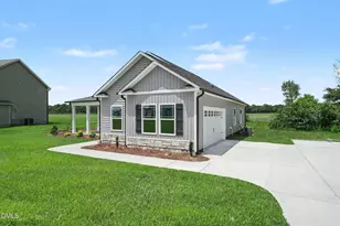 213 Tuscany Cir, Princeton, NC 27569 - Photo 3