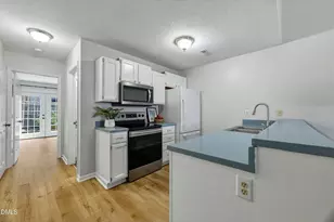 2672 Hitchcock Dr, Durham, NC 27705 - Photo 7