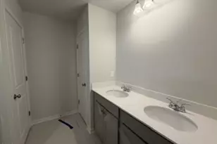 36 Plantation Dr, Youngsville, NC 27596 - Photo 17