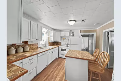 4386 S Highway 301 #E, Four Oaks, NC 27524 - Photo 5