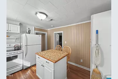 4386 S Highway 301 #E, Four Oaks, NC 27524 - Photo 9