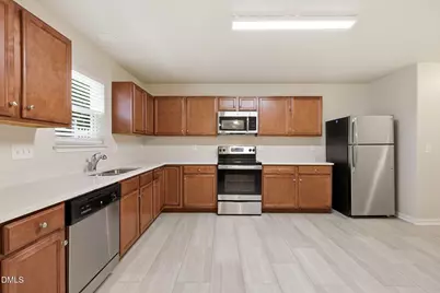 817 Leatherstone Lane, Fuquay Varina, NC 27526 - Photo 9