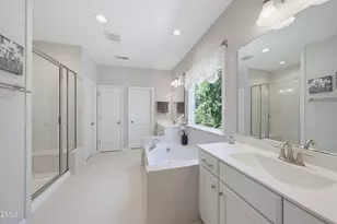 7224 Villoria Ln, Raleigh, NC 27617 - Photo 29