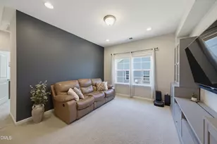 7224 Villoria Ln, Raleigh, NC 27617 - Photo 25