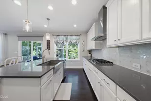 7224 Villoria Ln, Raleigh, NC 27617 - Photo 17