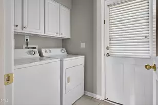 714 Sutter Gate Ln, Morrisville, NC 27560 - Photo 7