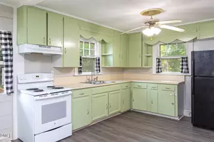 103 E Rose St, Smithfield, NC 27577 - Photo 11