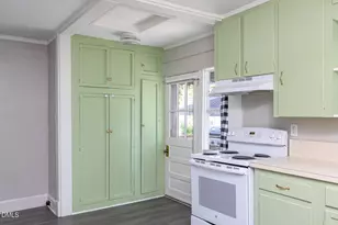 103 E Rose St, Smithfield, NC 27577 - Photo 13